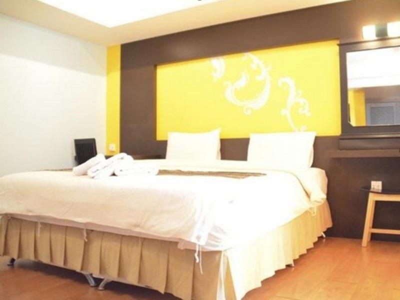 Baan Chalelarn Hotel Hua Hin Exterior photo