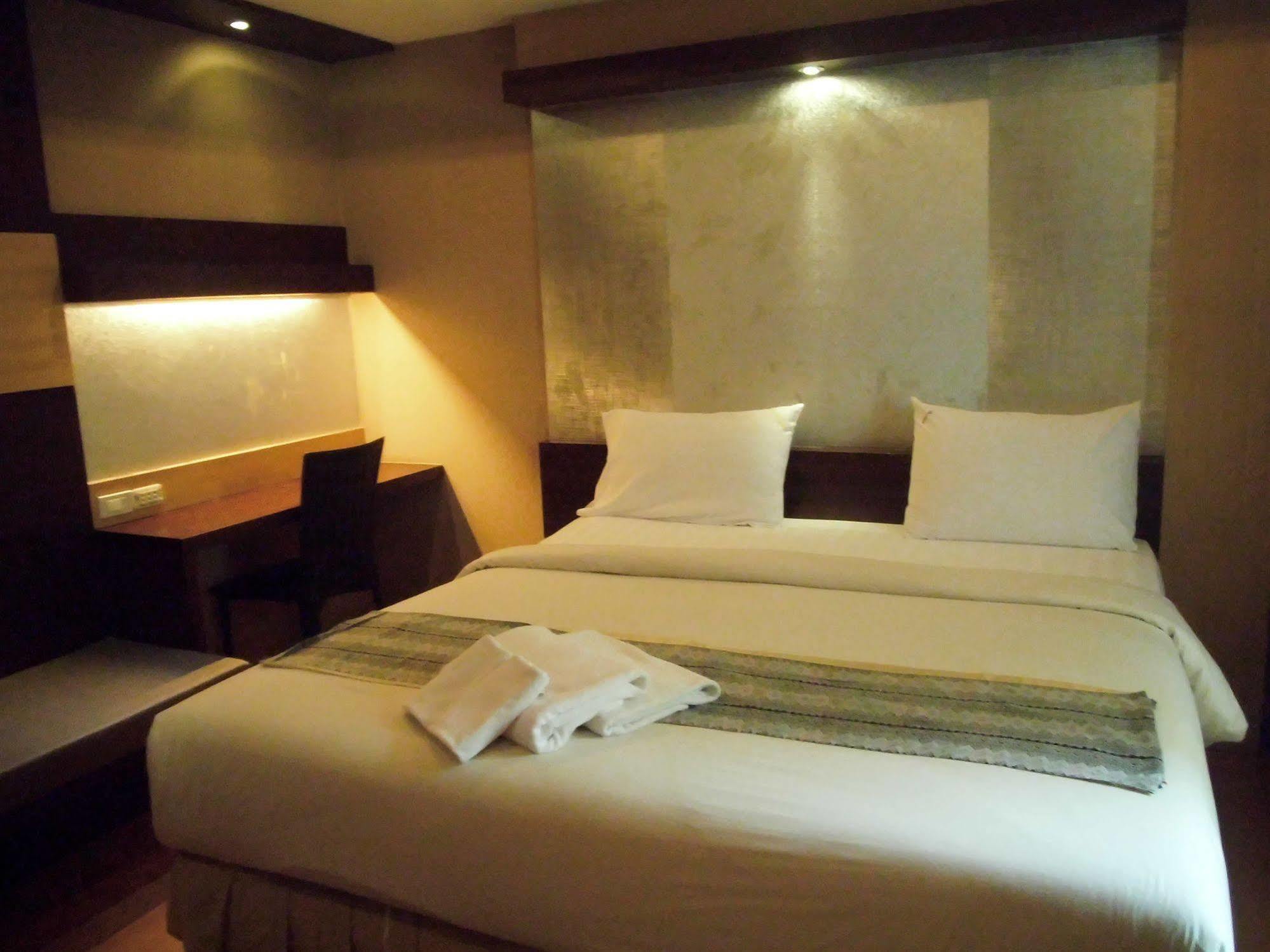Baan Chalelarn Hotel Hua Hin Exterior photo